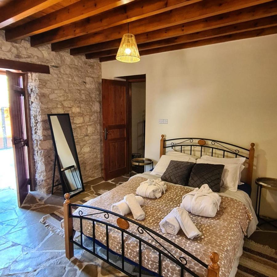 The Stonehouse Suites With Private Bath Spas Limassol Eksteriør billede