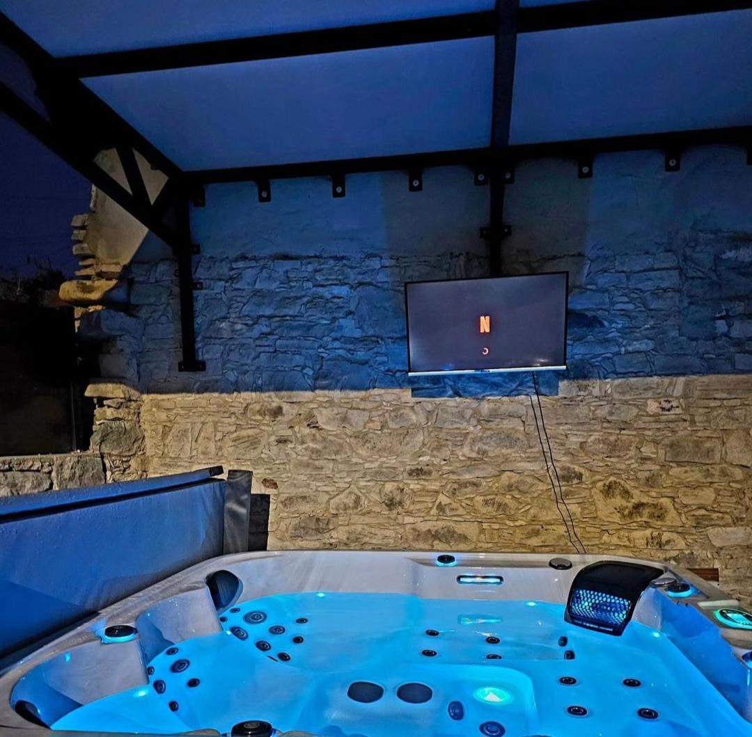 The Stonehouse Suites With Private Bath Spas Limassol Eksteriør billede
