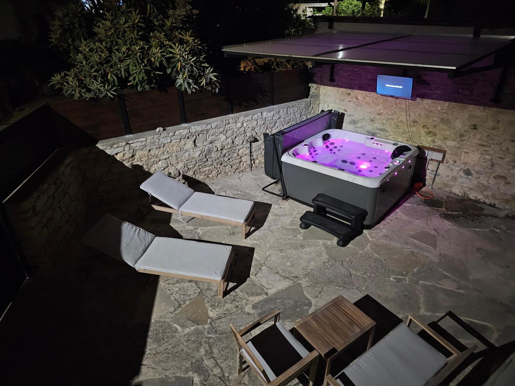 The Stonehouse Suites With Private Bath Spas Limassol Eksteriør billede