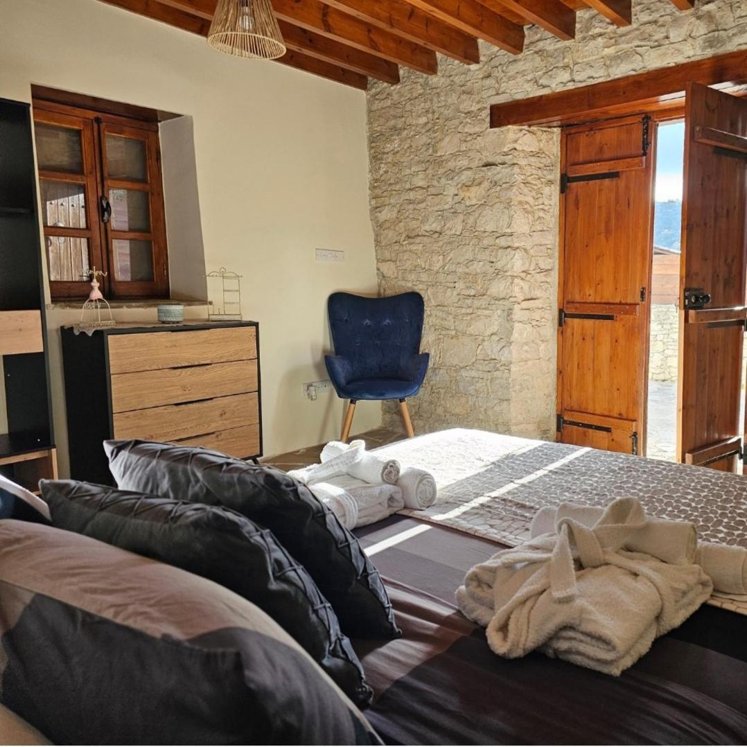 The Stonehouse Suites With Private Bath Spas Limassol Værelse billede