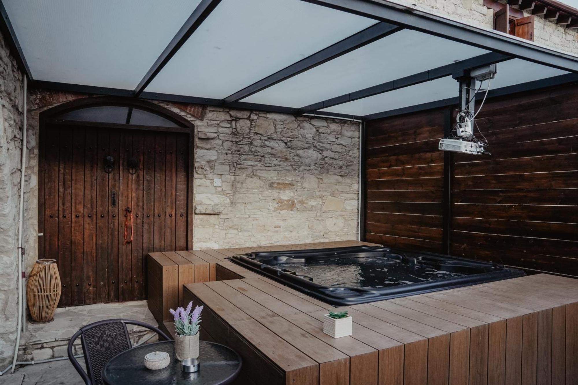 The Stonehouse Suites With Private Bath Spas Limassol Værelse billede